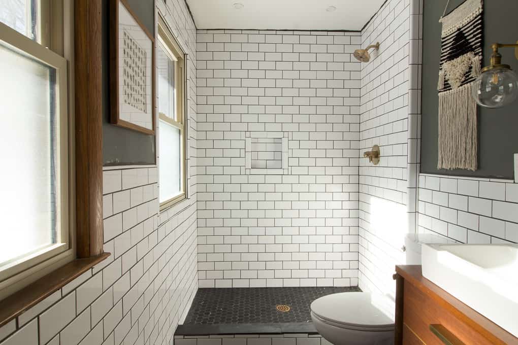The Surprising Subway Tile Trend Transforming Our Bathrooms | Spectrum ...